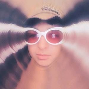 Meet your Posher, Liam